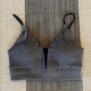 ENVT Sports Bra Crop Top - M - never worn